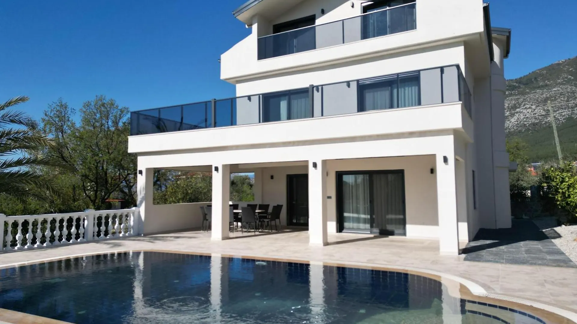 White Deluxe Villa Fethiye